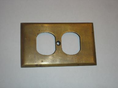 Brass switch cover Code AE.049 size L:115 mm W: 71 mm. Brass switch cover Code AE.049 size L:115 mm W: 71 mm.